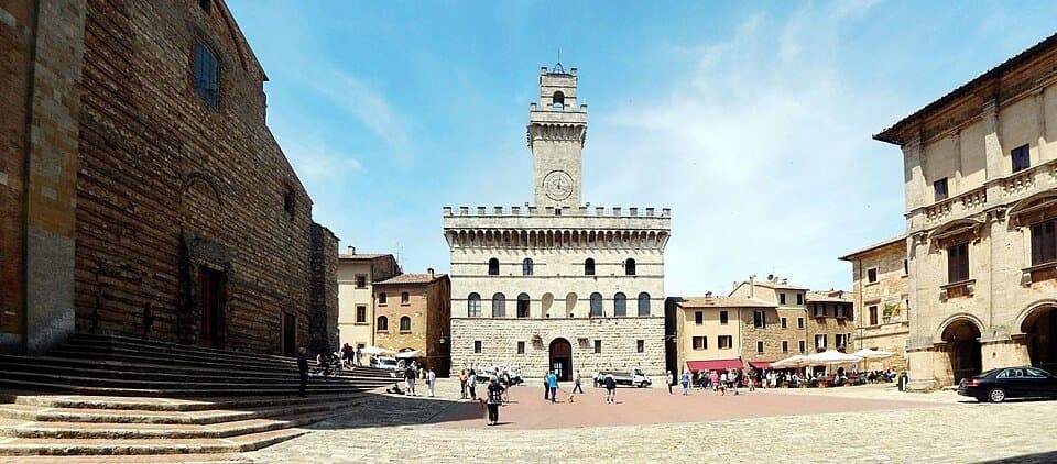 Montepulciano: Power Along the Ridge